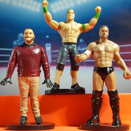 Job lot wwe pencil cake - job, pencil/